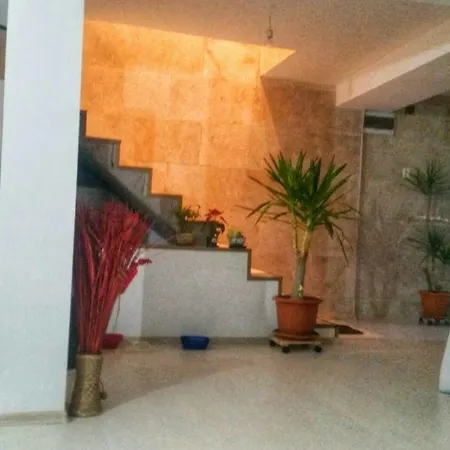 Vila Neo Constanţa